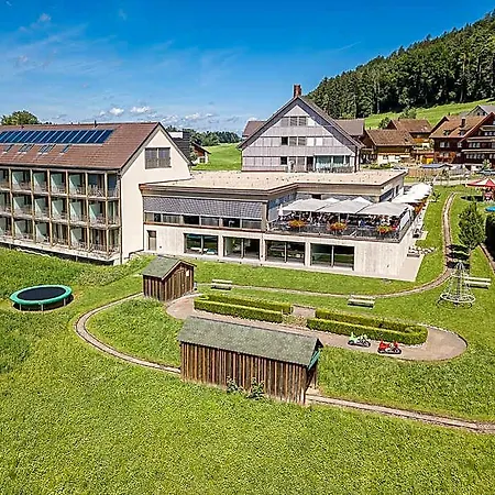 Hotel Rossli Tufertschwil 3*