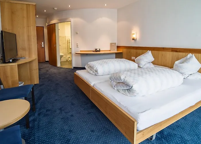 Roessli Tufertschwil Otel 3*